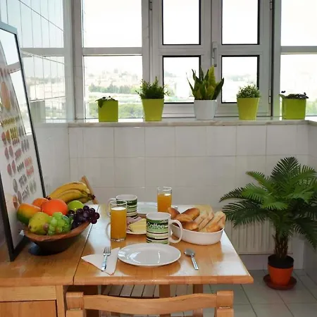 아파트 Expo Oriente Lis